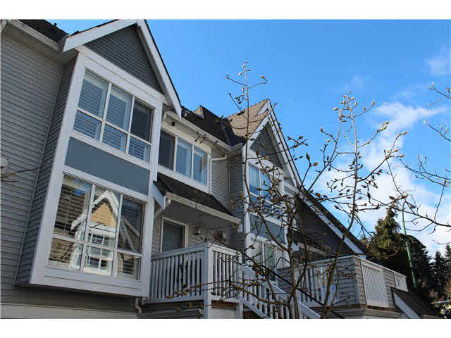 5 1015 Lynn Valley Road - Lynn Valley Townhouse, 2 Bedrooms (V994970)