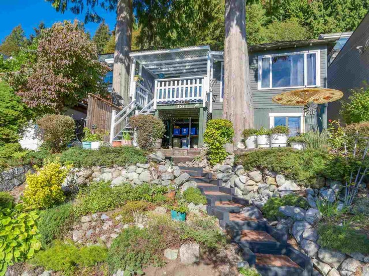 2571 Panorama Drive - Deep Cove House/Single Family for sale, 2 Bedrooms (R2108502)