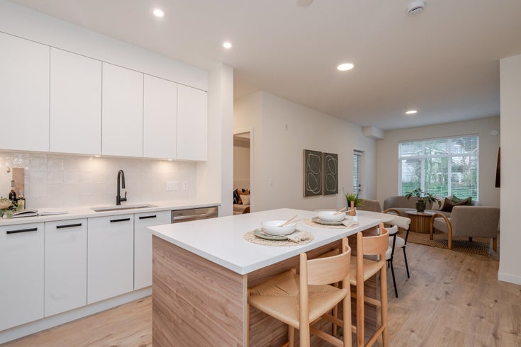 202 - 33920 Best Avenue - Mission BC Apartment/Condo for Sale, 2 Bedrooms (R3019270)
