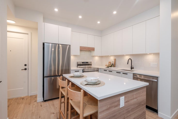 302 - 33920 Best Avenue - Mission BC Apartment/Condo for Sale, 2 Bedrooms (R3039410)