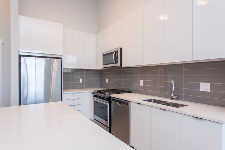 C610 - 8150 207 Street - Willoughby Heights Apartment/Condo for Sale, 2 Bedrooms (R3068677)