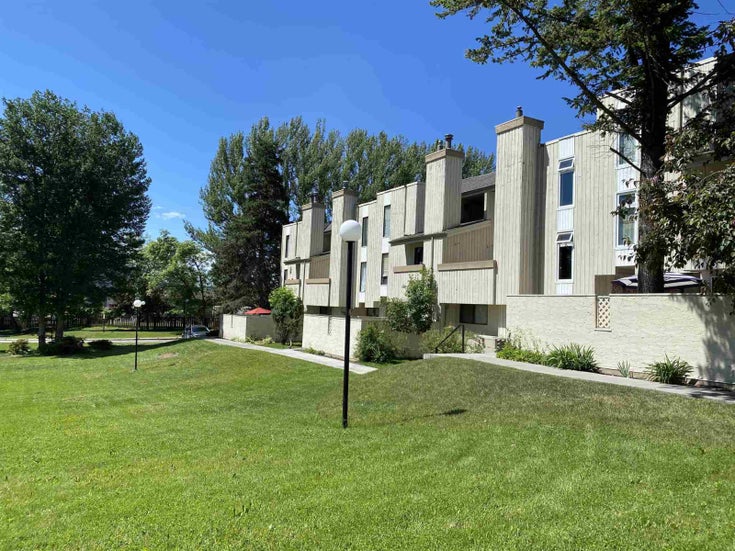 26 800 N Second Avenue - Williams Lake - City TWNHS for sale, 1 Bedroom (R2594226)