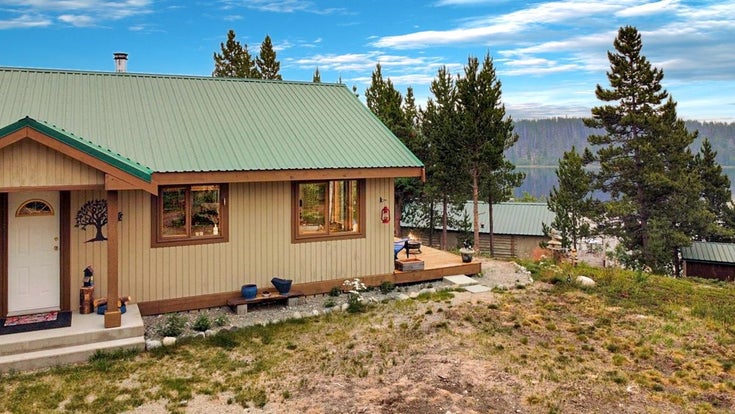 2279 Charlotte Lake Road - Chilcotin HACR for sale, 2 Bedrooms (R2798141)