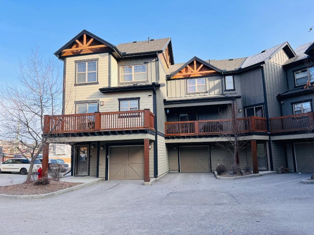 1 - 1000 9TH STREET - Invermere Row / Townhouse for sale, 3 Bedrooms (2475471)