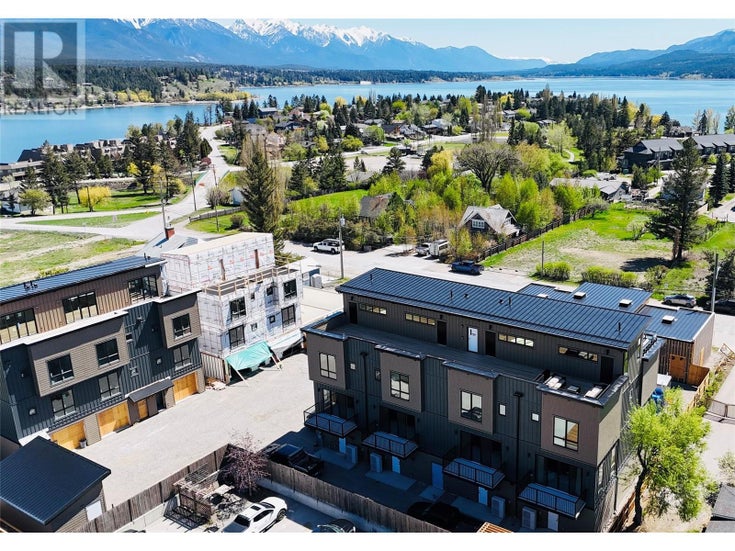 514 14TH Street Unit# 406 - Invermere Row / Townhouse for Sale, 3 Bedrooms (10330548)