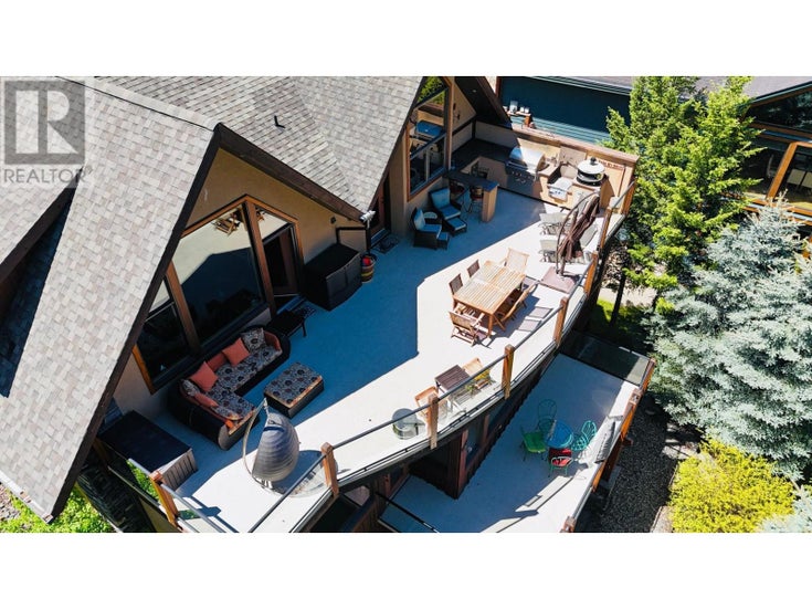 2557 LEDGEROCK Ridge - Invermere House for Sale, 4 Bedrooms (10344476)