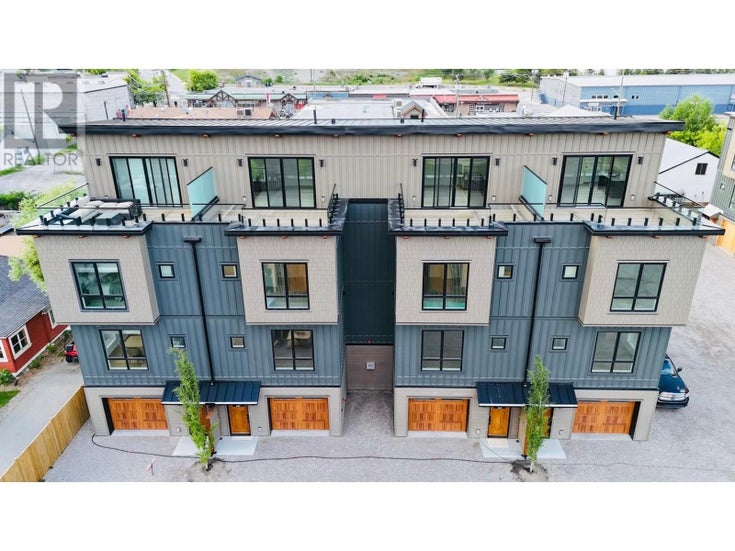 510 14TH Street Unit# 401 - Invermere Row / Townhouse for Sale, 2 Bedrooms (10349226)