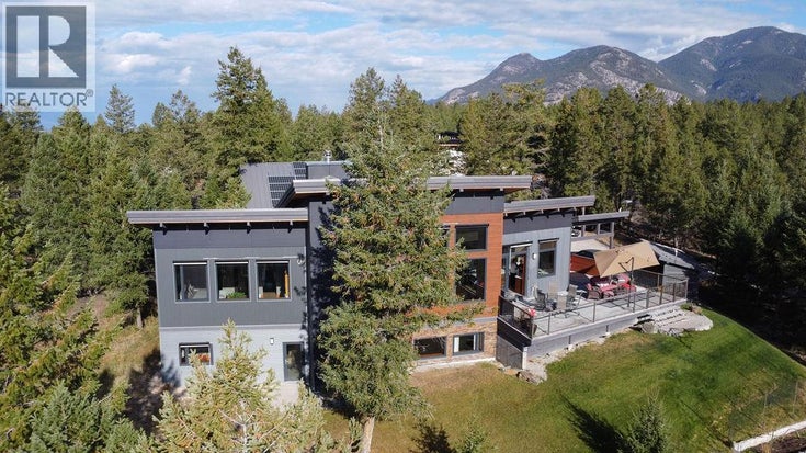 2160 KOOTENAY 3 Road - Windermere House for Sale, 5 Bedrooms (10365806)