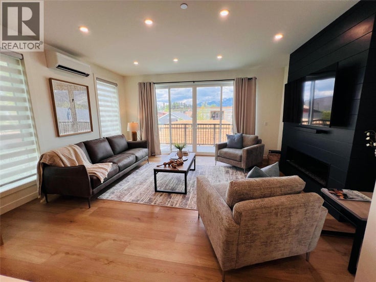 510 14th Street Unit# 402 - Invermere Row / Townhouse for Sale, 3 Bedrooms (10371424)