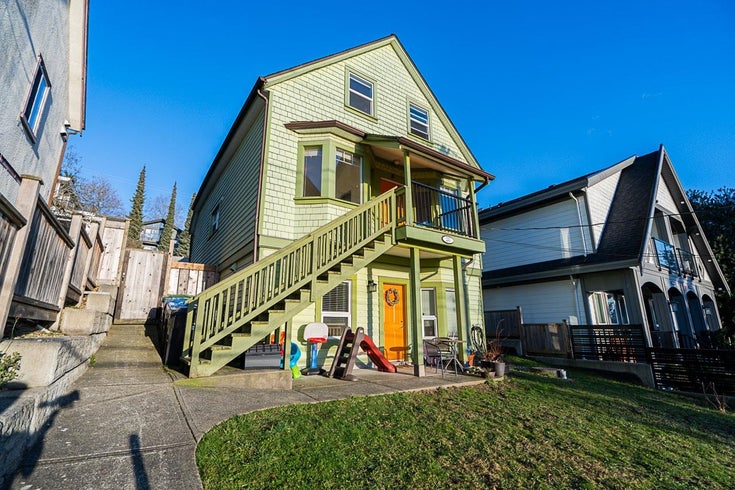 233 Eleventh Street - Uptown NW Single Family Residence for Sale, 6 Bedrooms (R2985866)