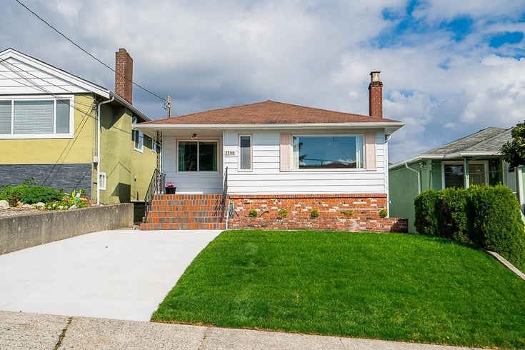 7766 Davies Street - Edmonds BE Single Family Residence for Sale, 2 Bedrooms (R2997531)