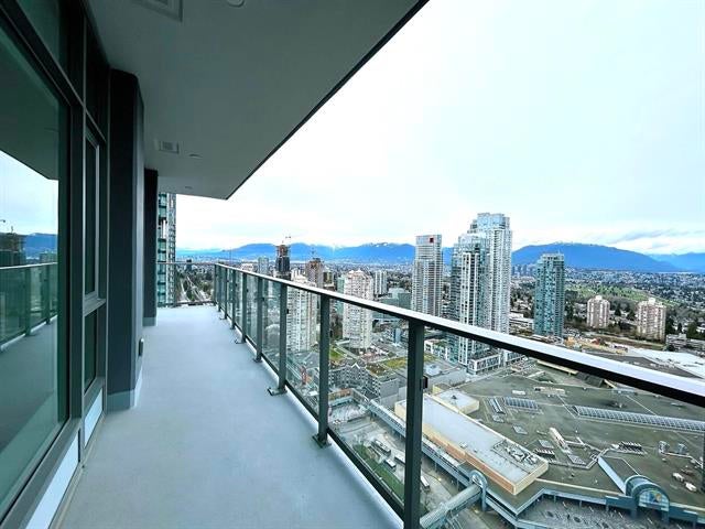 3208 6511 SUSSEX AVENUE - Metrotown Apartment/Condo, 3 Bedrooms (R2895729)