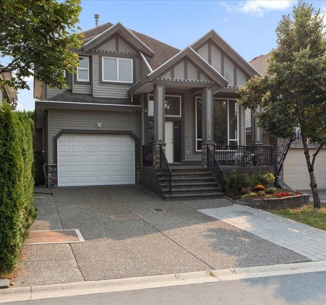 18118 67 Avenue - Cloverdale BC Single Family Residence for Sale, 7 Bedrooms (R3044883)