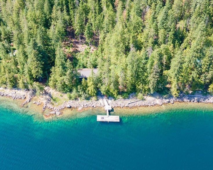 Lot 1 SLOCAN LAKE BOAT ACCESS - Slocan for sale, 3 Bedrooms (2460694)