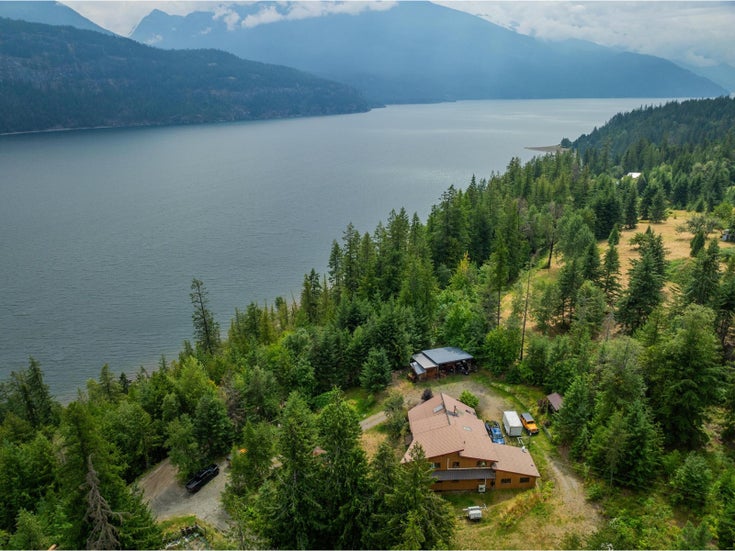 9413 SHUTTY BENCH ROAD - Kaslo House for sale, 3 Bedrooms (2478990)