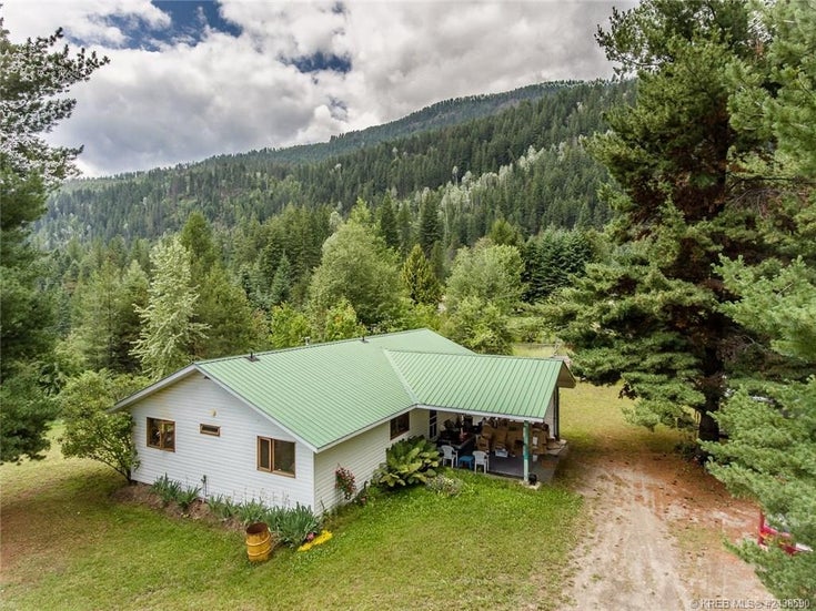 4772 Twin Bays Road - Balfour to Kaslo West Single Family for sale, 3 Bedrooms (2438590)