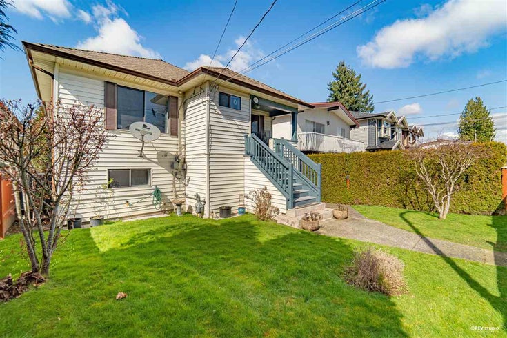 8151 17TH AVENUE - East Burnaby House/Single Family for sale, 5 Bedrooms (R2558164)