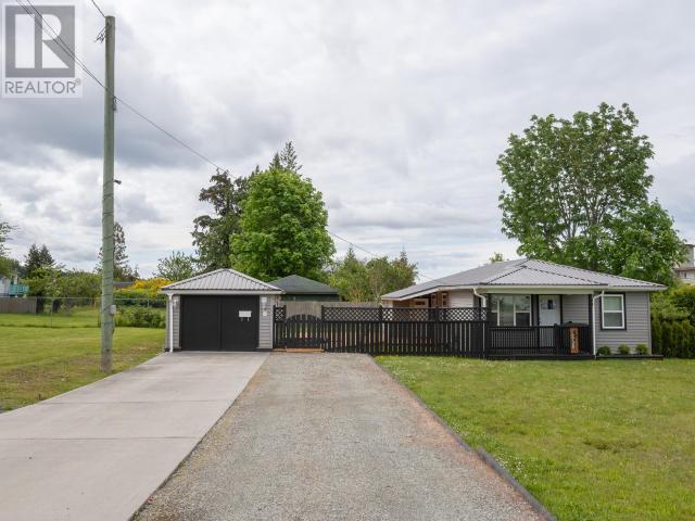 6938 COURTENAY STREET - Powell River House for Sale, 2 Bedrooms (18990)