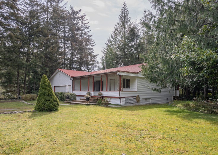 3947 Cedar Crest Road - Powell River Single Family for sale, 4 Bedrooms (16505)