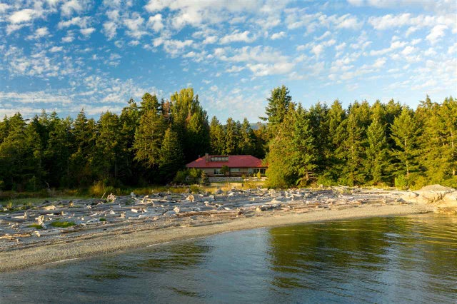 4315 & 4317 SUNSHINE COAST HIGHWAY - Sechelt District House with Acreage for sale, 3 Bedrooms (R2806778)