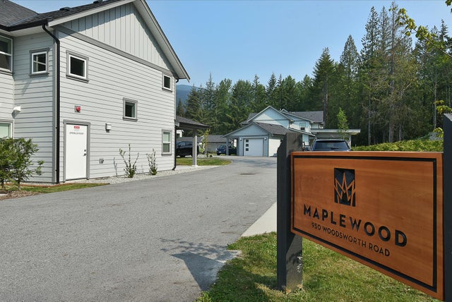 28 950 WOODSWORTH ROAD - Gibsons & Area Townhouse for sale, 2 Bedrooms (R2890869)