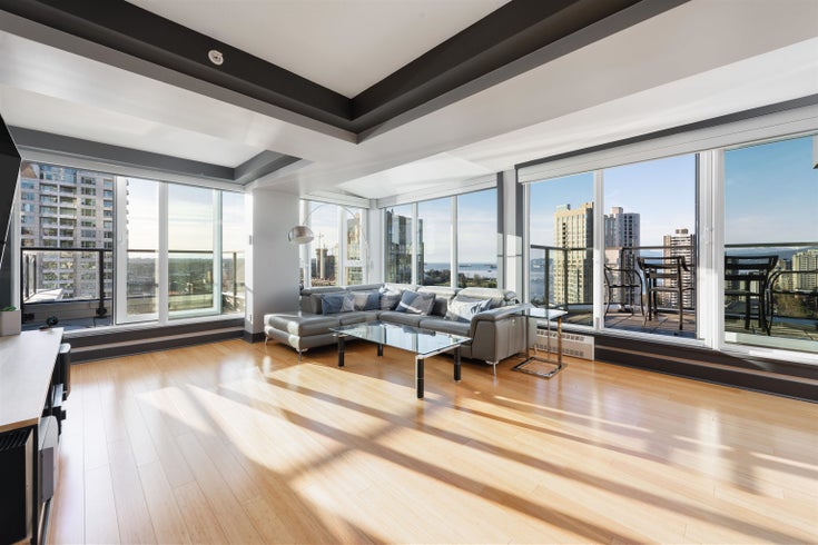 1806 - 888 Pacific Street - Yaletown Apartment/Condo, 2 Bedrooms (R2982253)