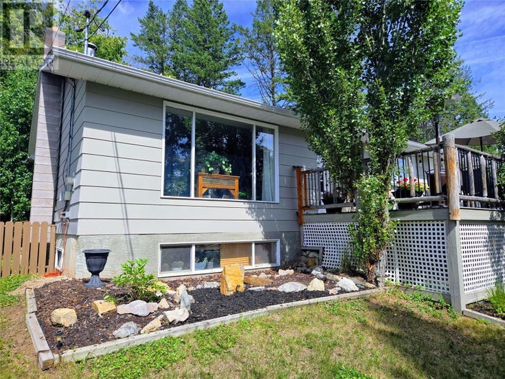 1718 9th Avenue - Invermere House for Sale, 4 Bedrooms (10356312)