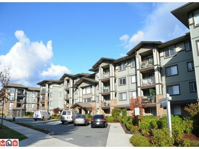 312- 2038 Sandalwood Cres - Central Abbotsford Apartment/Condo for sale, 2 Bedrooms (F1225829) #1