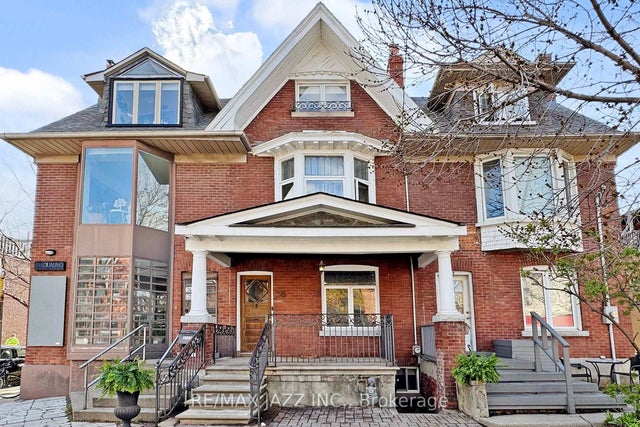 36 Clinton Street - Palmerston-Little Italy Att/Row/Townhouse for Sale, 4 Bedrooms (C12130047)