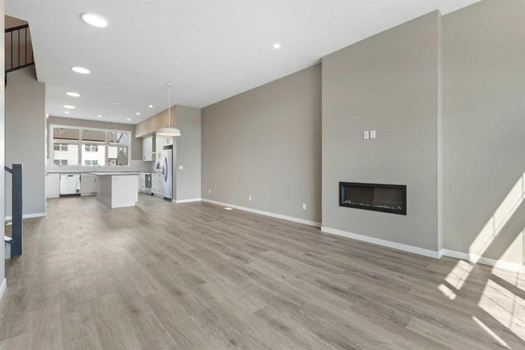 415 Hotchkiss Manor SE - Hotchkiss Detached for Sale, 3 Bedrooms (A2221785)