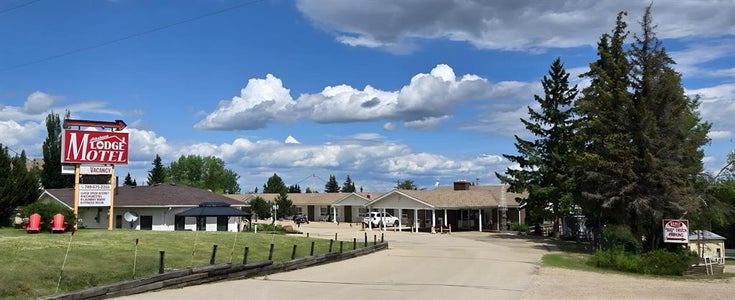 4004 Highway 2  S - Athabasca Town Hotel/Motel for Sale(A2236039)