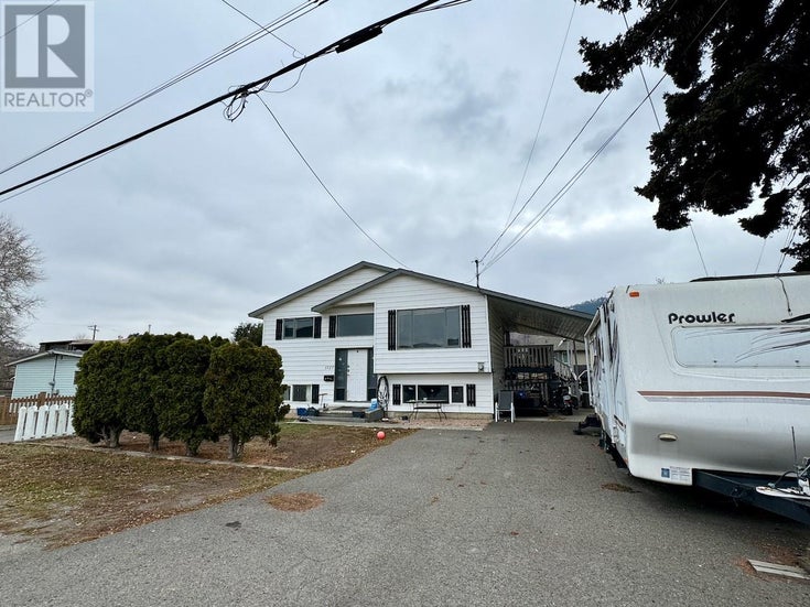 1727 HAPPYVALE Avenue - Kamloops House for sale, 4 Bedrooms (10329539)