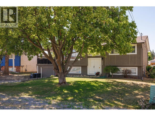 335 Dudgeon Road - Kelowna House for Sale, 4 Bedrooms (10355504)