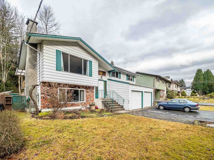 38509 Westway Avenue - Valleycliffe Single Family Residence, 5 Bedrooms (R2438989)