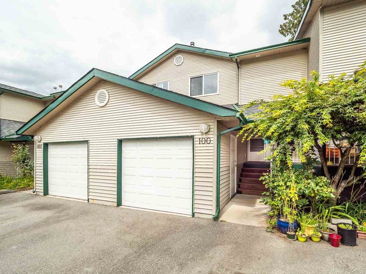 100 39920 Government Road - Garibaldi Estates Townhouse, 3 Bedrooms (R2394296)