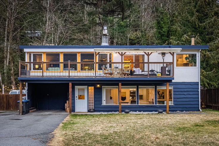 40370 PARK CRESCENT - Garibaldi Estates Single Family Residence, 4 Bedrooms (R2756896)