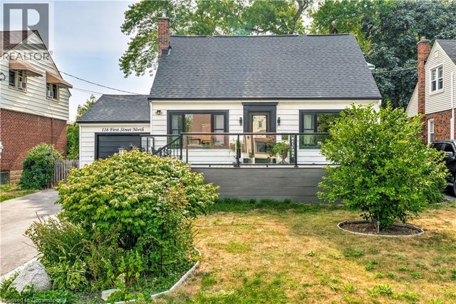 116 1ST Street N - Stoney Creek House for Sale, 3 Bedrooms (40753028)