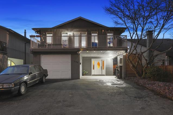 1206 GABRIOLA DRIVE - New Horizons House/Single Family for sale(R2532246)