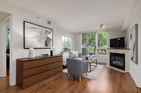502-63 KEEFER PLACE - Downtown VW Apartment/Condo, 3 Bedrooms (R2938097)