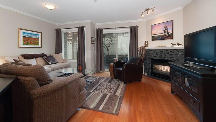 13 222 E 5TH STREET - Lower Lonsdale Townhouse for sale, 3 Bedrooms 