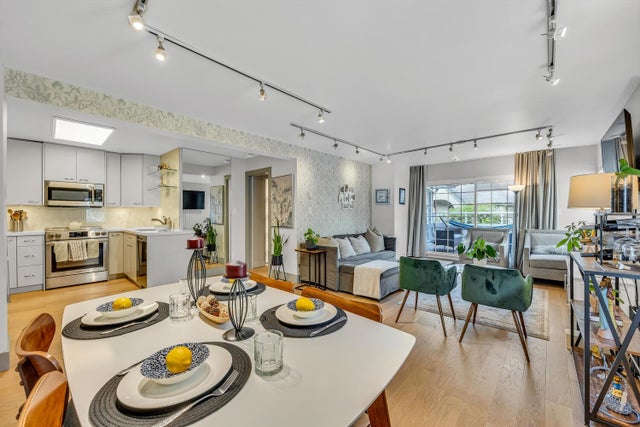 302 - 3461 Curle Avenue - Burnaby Hospital Apartment/Condo for Sale, 1 Bedroom (R3045939)