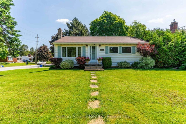 399 7th Avenue E - Owen Sound Detached for Sale, 2 + 1 Bedrooms (X12244850)