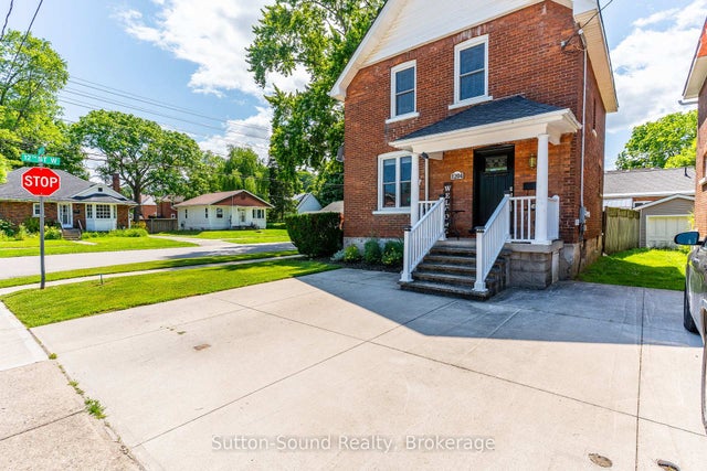 1204 3rd A Avenue W - Owen Sound Detached for Sale, 3 Bedrooms (X12266582)