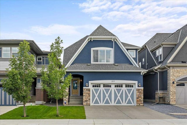 217 Magnolia Heath SE - Mahogany Detached for Sale, 4 Bedrooms (A2243220)