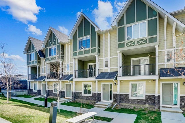 410 Nolanlake Villas NW - Nolan Hill Row/Townhouse for Sale, 4 Bedrooms (A2256643)