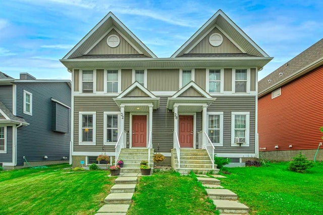 32 Auburn Meadows Avenue SE - Auburn Bay Semi Detached (Half Duplex) for sale, 3 Bedrooms (A2173647)