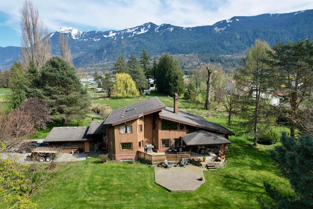 9495 Ford Road - Rosedale Single Family Residence for Sale, 4 Bedrooms (R3031252)