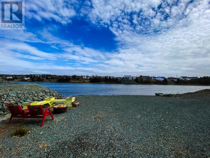 36-38 Water Street - Bay Roberts House for Sale, 1 Bedroom (1284356)