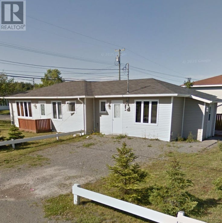 403 Shearstown Road - Bay Roberts Two Apartment House for Sale, 3 Bedrooms (1285156)