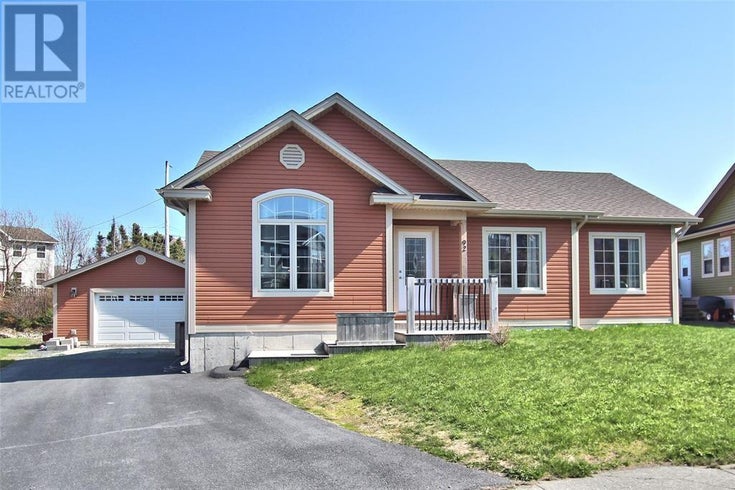 92 Badcock Boulevard - Bay Roberts House for Sale, 3 Bedrooms (1286924)